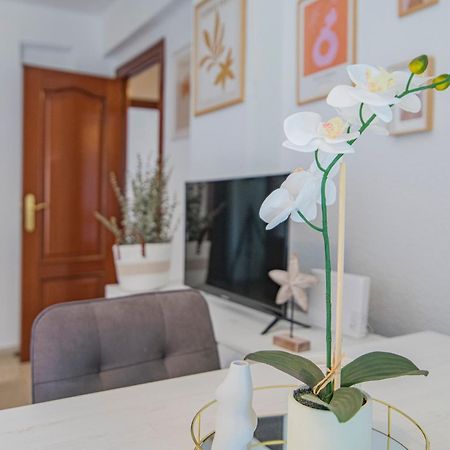 Delfin Retreat Con Terraza Junto A Parada De Metro Granada Ngoại thất bức ảnh