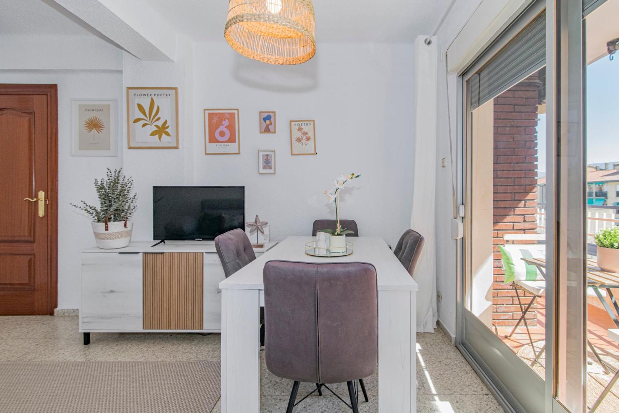 Delfin Retreat Con Terraza Junto A Parada De Metro Granada Ngoại thất bức ảnh