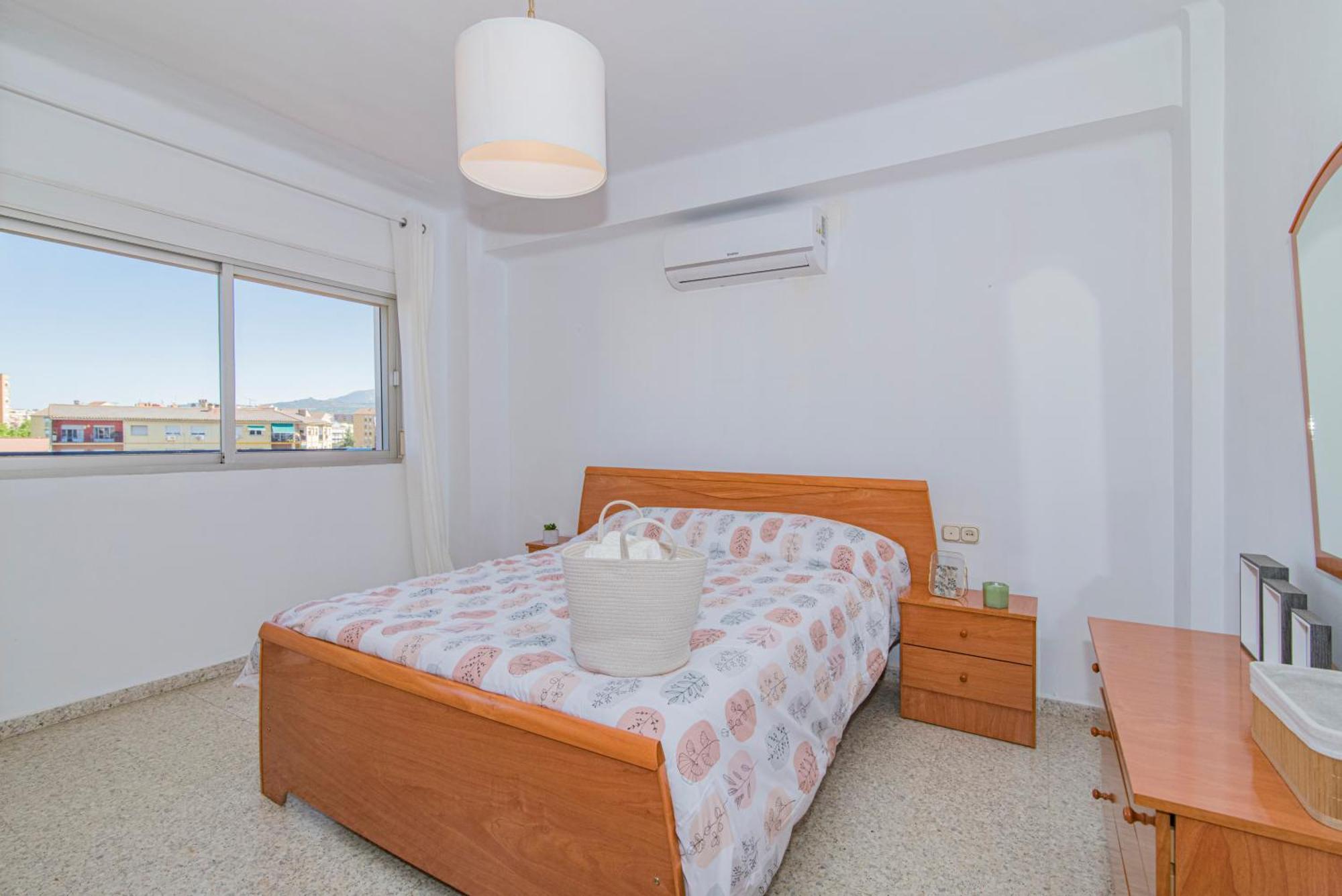 Delfin Retreat Con Terraza Junto A Parada De Metro Granada Ngoại thất bức ảnh