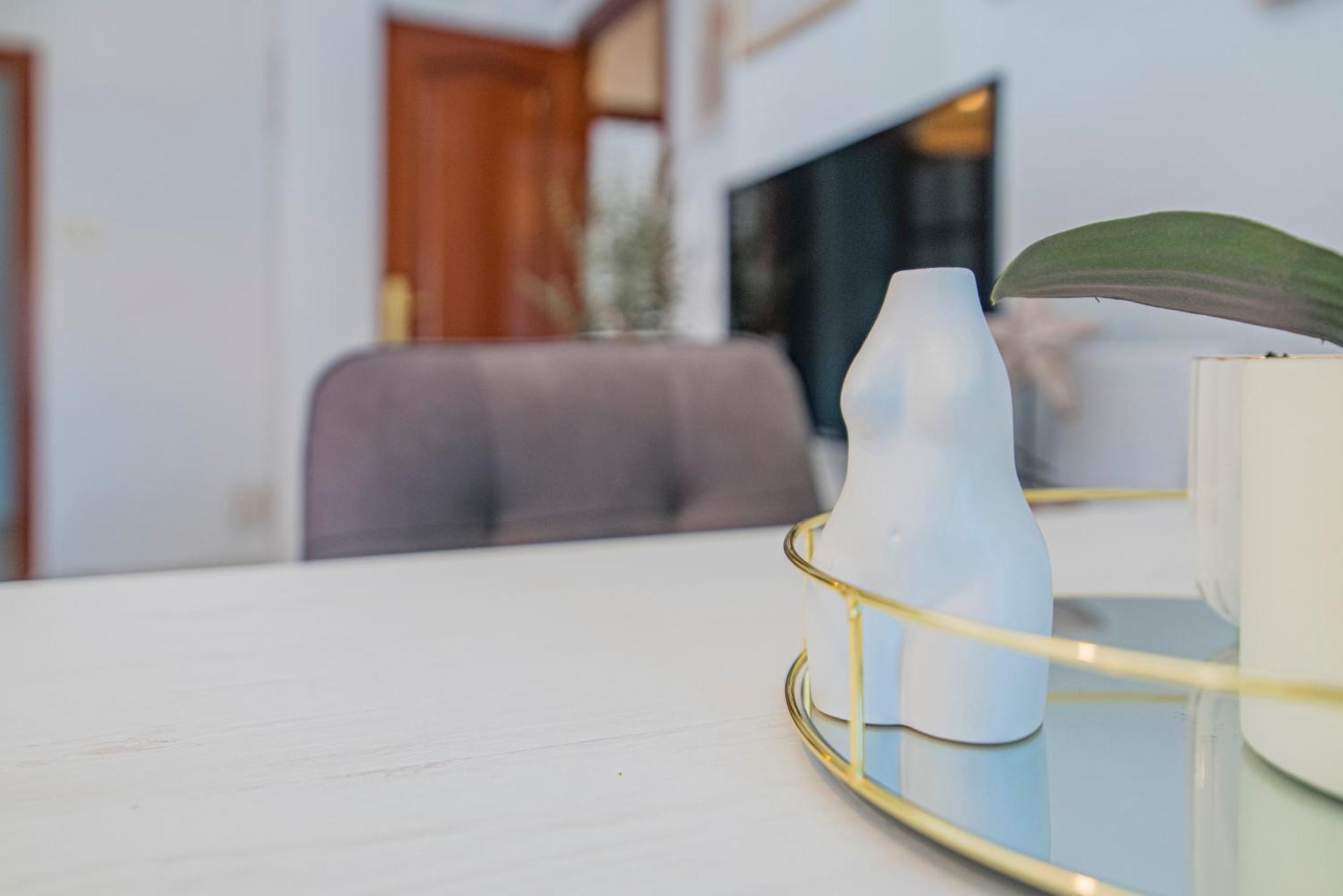 Delfin Retreat Con Terraza Junto A Parada De Metro Granada Ngoại thất bức ảnh