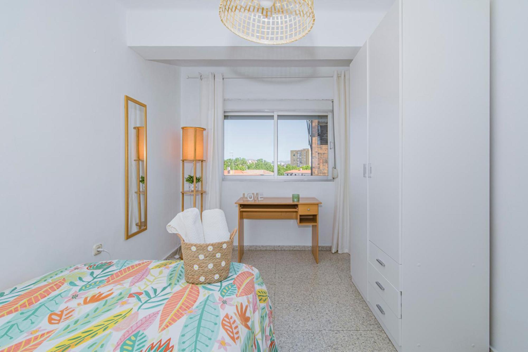 Delfin Retreat Con Terraza Junto A Parada De Metro Granada Ngoại thất bức ảnh