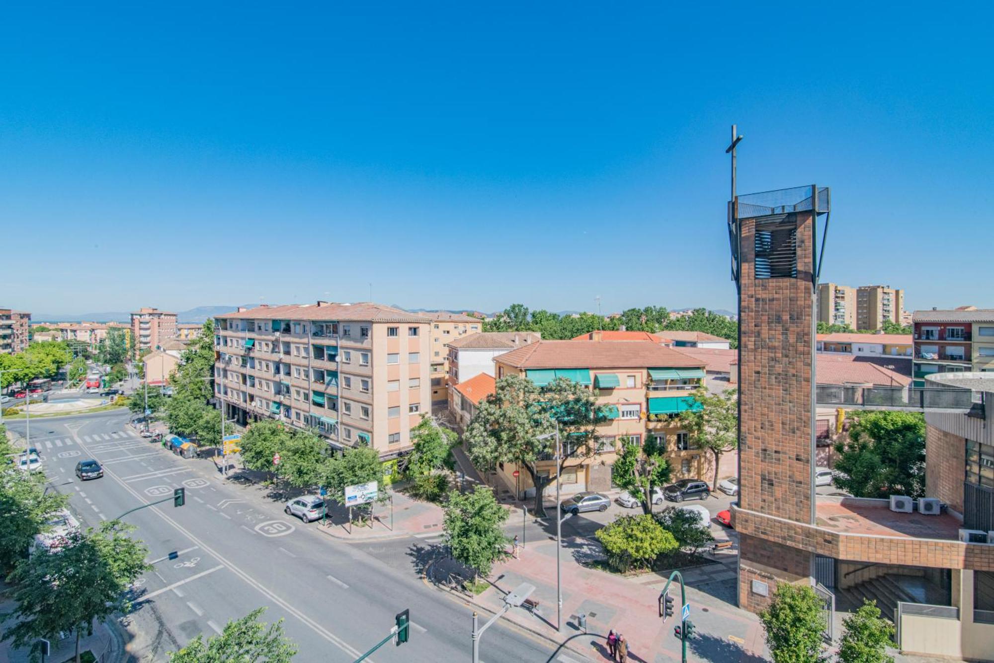 Delfin Retreat Con Terraza Junto A Parada De Metro Granada Ngoại thất bức ảnh