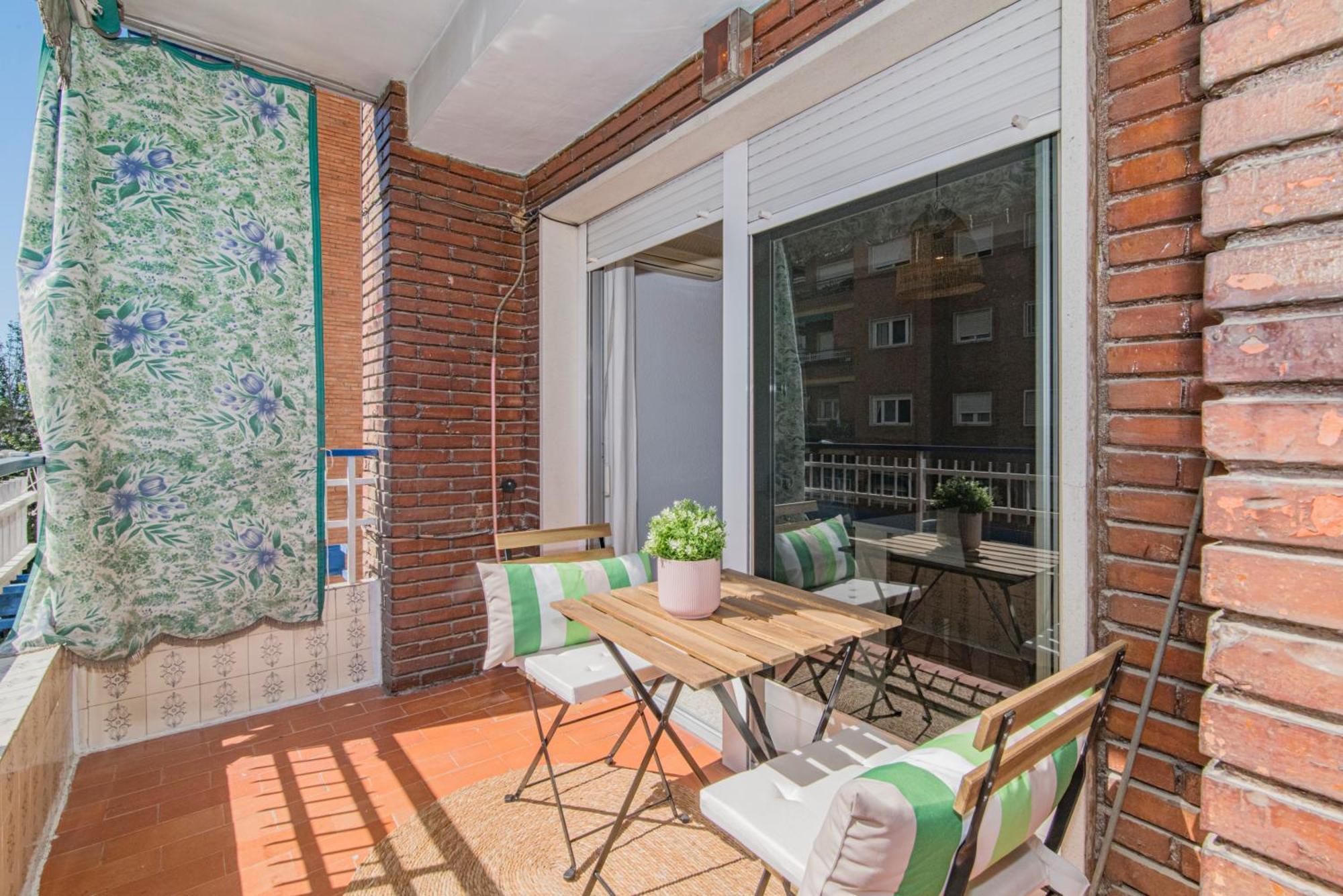 Delfin Retreat Con Terraza Junto A Parada De Metro Granada Ngoại thất bức ảnh